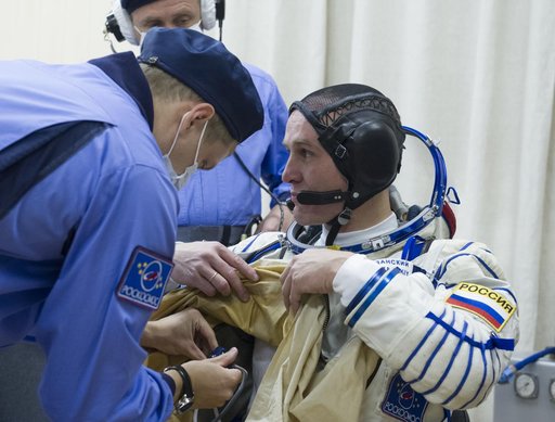 Expedition 37 Preflight