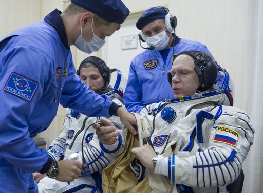 Expedition 37 Preflight