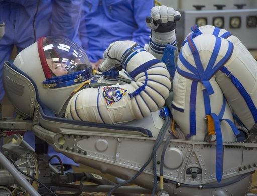 Expedition 37 Preflight