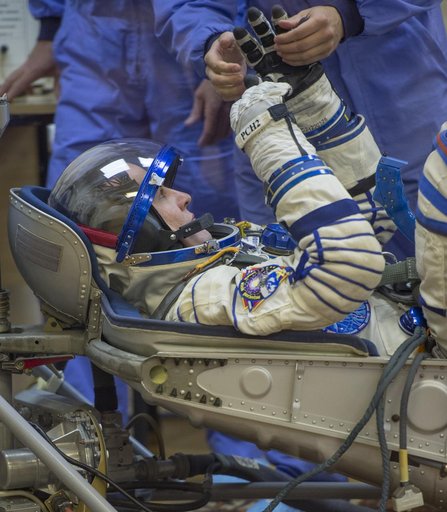 Expedition 37 Preflight