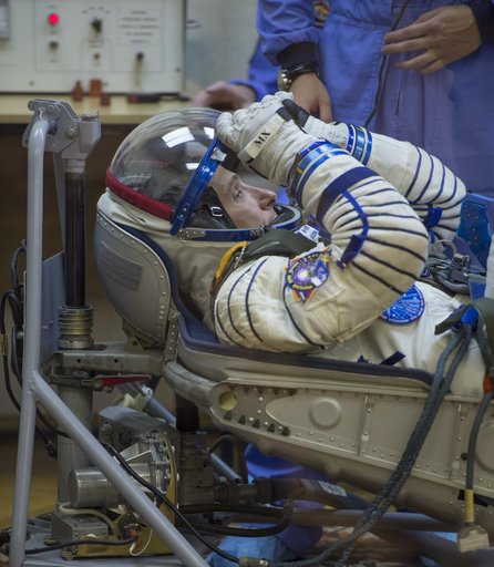 Expedition 37 Preflight