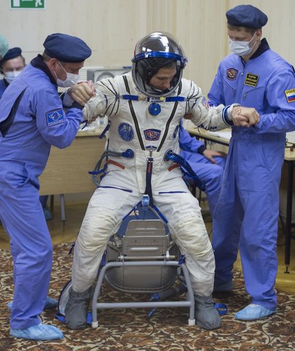Expedition 37 Preflight