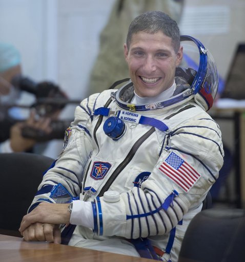 Expedition 37 Preflight