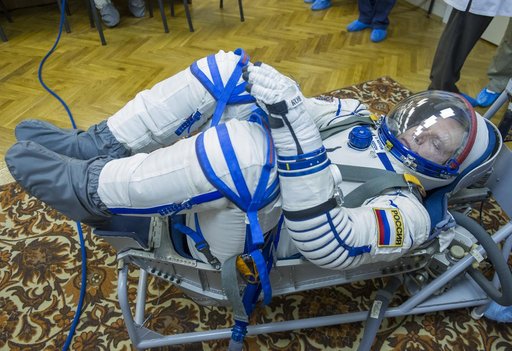 Expedition 37 Preflight