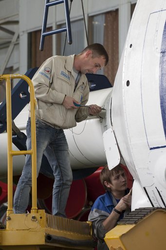Expedition 38 Preflight