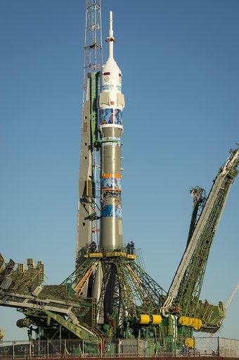Expedition 38 Soyuz Rollout