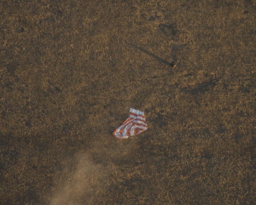 Expedition 37 Landing