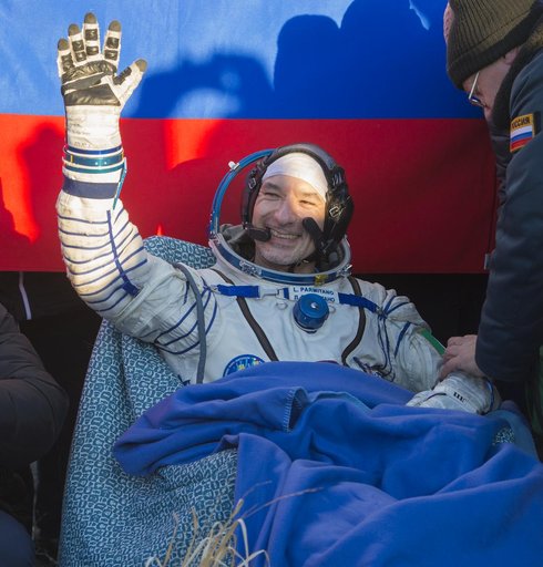 Expedition 37 Landing