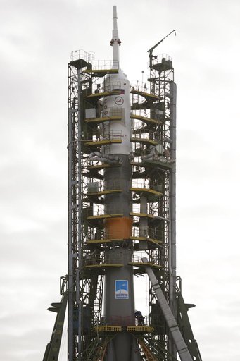 Expedition 39 Soyuz Rollout