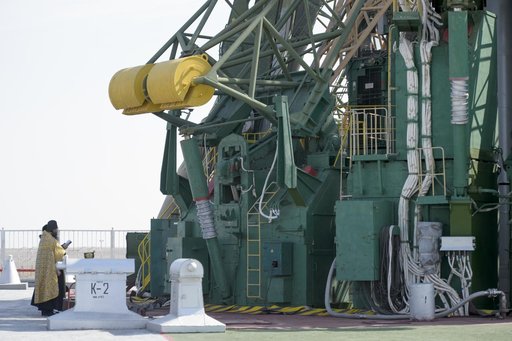Expedition 39 Preflight
