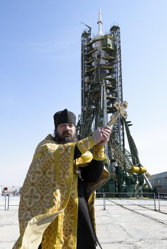 Expedition 39 Preflight
