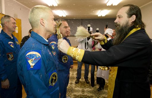 Expedition 39 Preflight