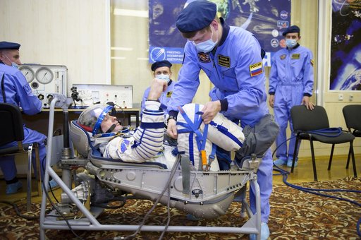 Expedition 39 Preflight