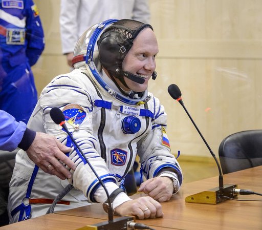 Expedition 39 Preflight