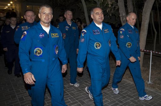 Expedition 39 Preflight
