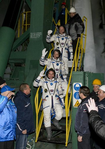 Expedition 39 Preflight