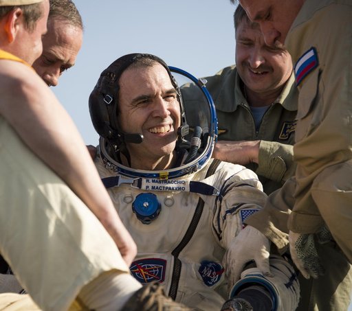 Expedition 39 Soyuz TMA-11M Landing