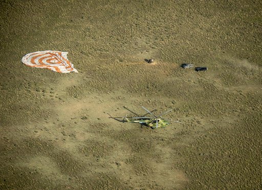 Expedition 39 Soyuz TMA-11M Landing