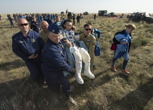 Expedition 39 Soyuz TMA-11M Landing