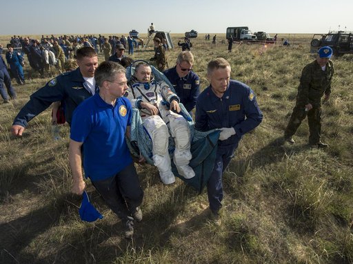 Expedition 39 Soyuz TMA-11M Landing
