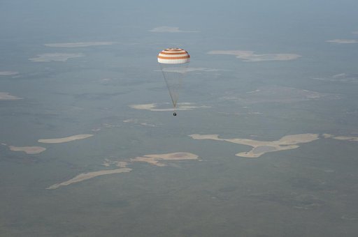 Expedition 39 Soyuz TMA-11M Landing