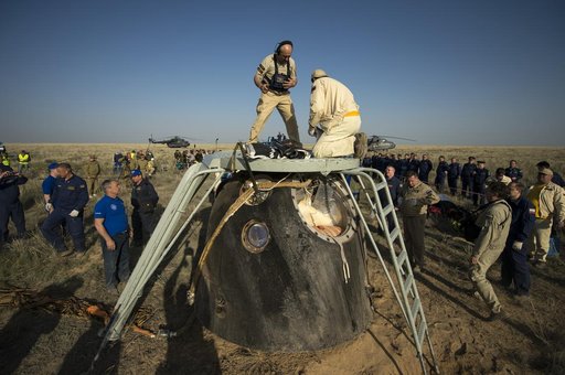 Expedition 39 Soyuz TMA-11M Landing
