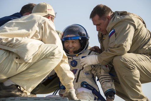 Expedition 39 Soyuz TMA-11M Landing