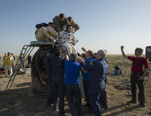 Expedition 39 Soyuz TMA-11M Landing
