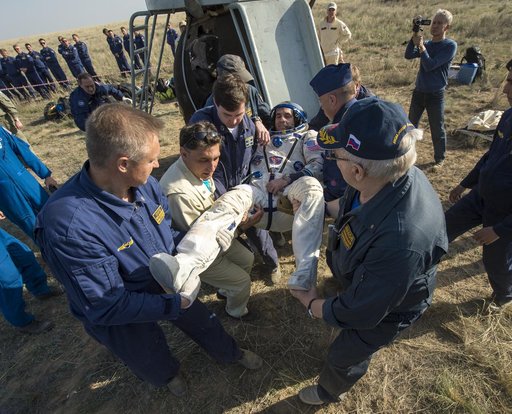 Expedition 39 Soyuz TMA-11M Landing