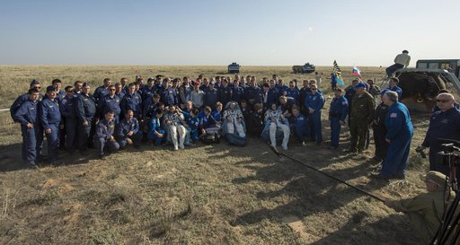 Expedition 39 Soyuz TMA-11M Landing