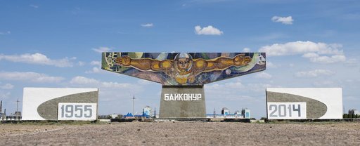 Expedition 40 Preflight
