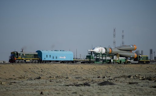 Expedition 40 Preflight