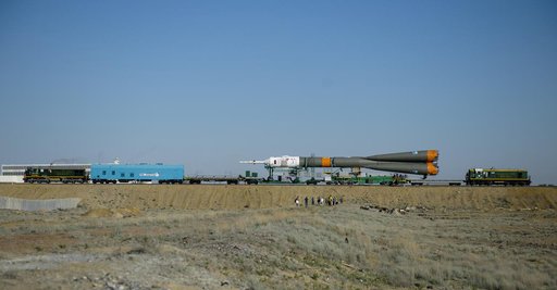 Expedition 40 Preflight