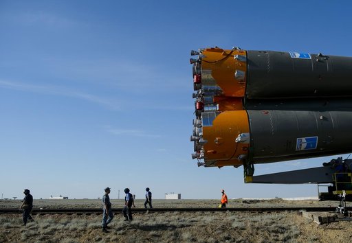 Expedition 40 Preflight