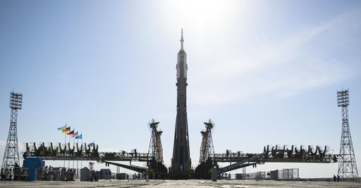 Expedition 40 Preflight