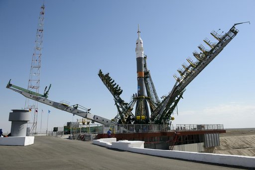 Expedition 40 Preflight