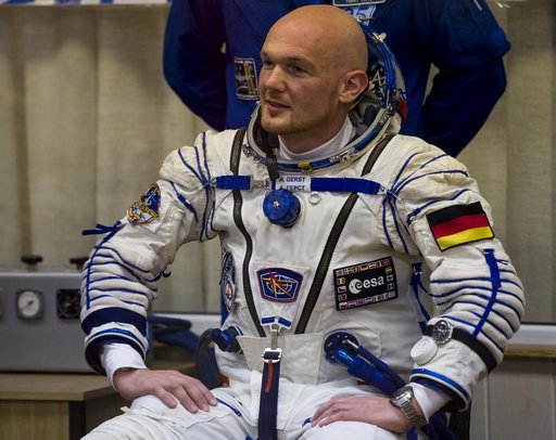 Expedition 40 Preflight