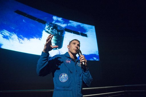 Astronaut Mike Hopkins Visit to Maryland Science Center