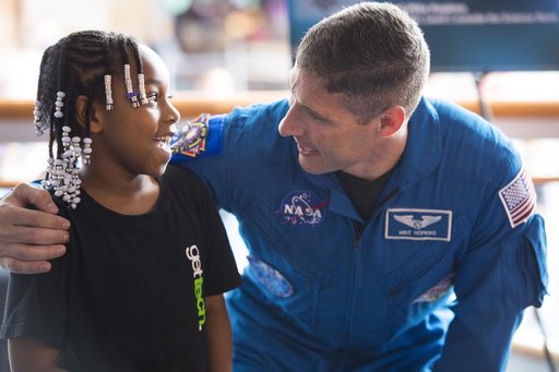 Astronaut Mike Hopkins Visit to Maryland Science Center