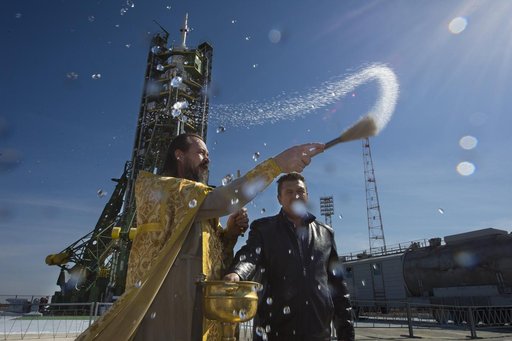 Expedition 41 Soyuz Blessing