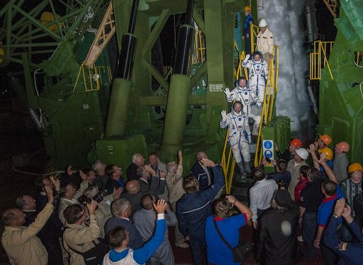Expedition 41 Preflight