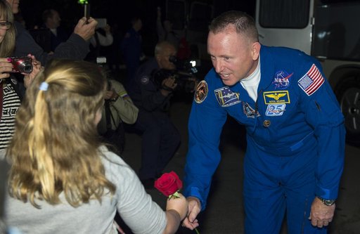 Expedition 41 Crew Departure