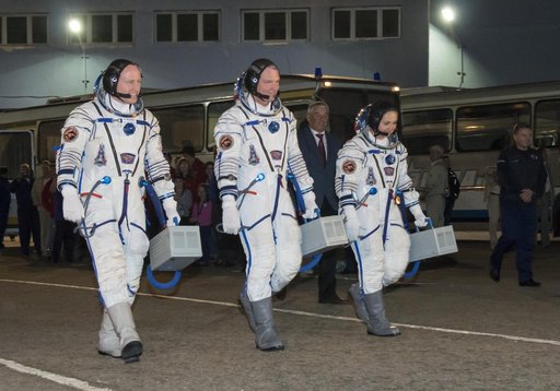 Expedition 41 Preflight