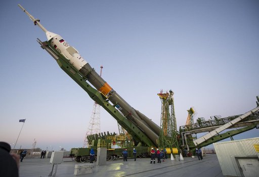 Expedition 42 Soyuz Rollout