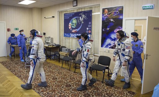 Expedition 42 Pressure Check