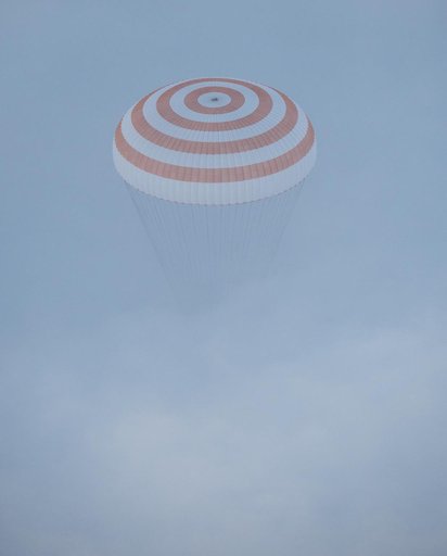Expedition 42 Soyuz TMA-14M Landing
