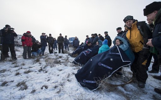 Expedition 42 Soyuz TMA-14M Landing