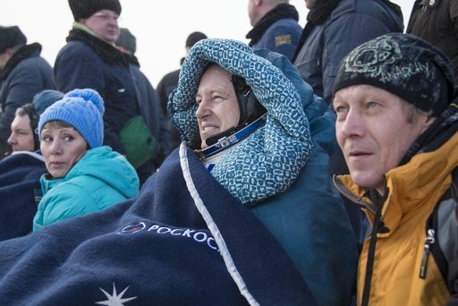 Expedition 42 Soyuz TMA-14M Landing