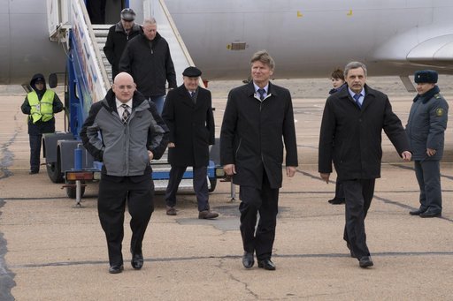 Expedition 43 Preflight