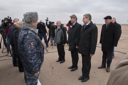 Expedition 43 Preflight